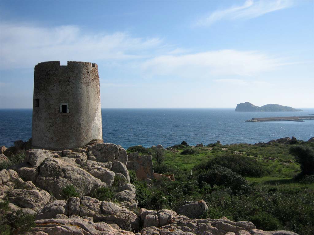 Torre costiera sarda.jpg